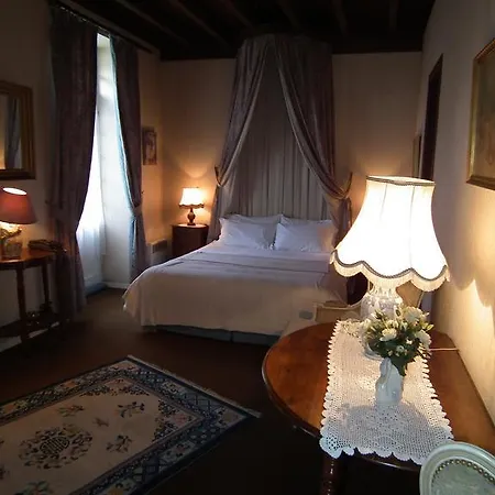 Couette-café Relais De Saux Lourdes